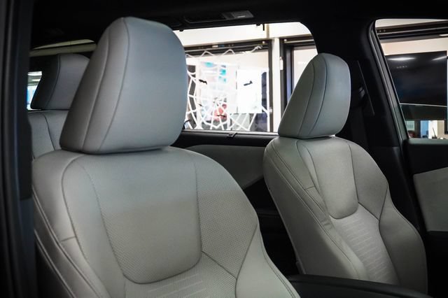 Certified 2025 Lexus TX 350 FWD w/ Technology Package image 26