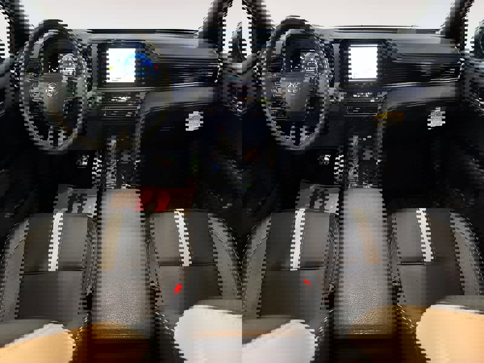 Used 2026 Toyota Camry SE image 14