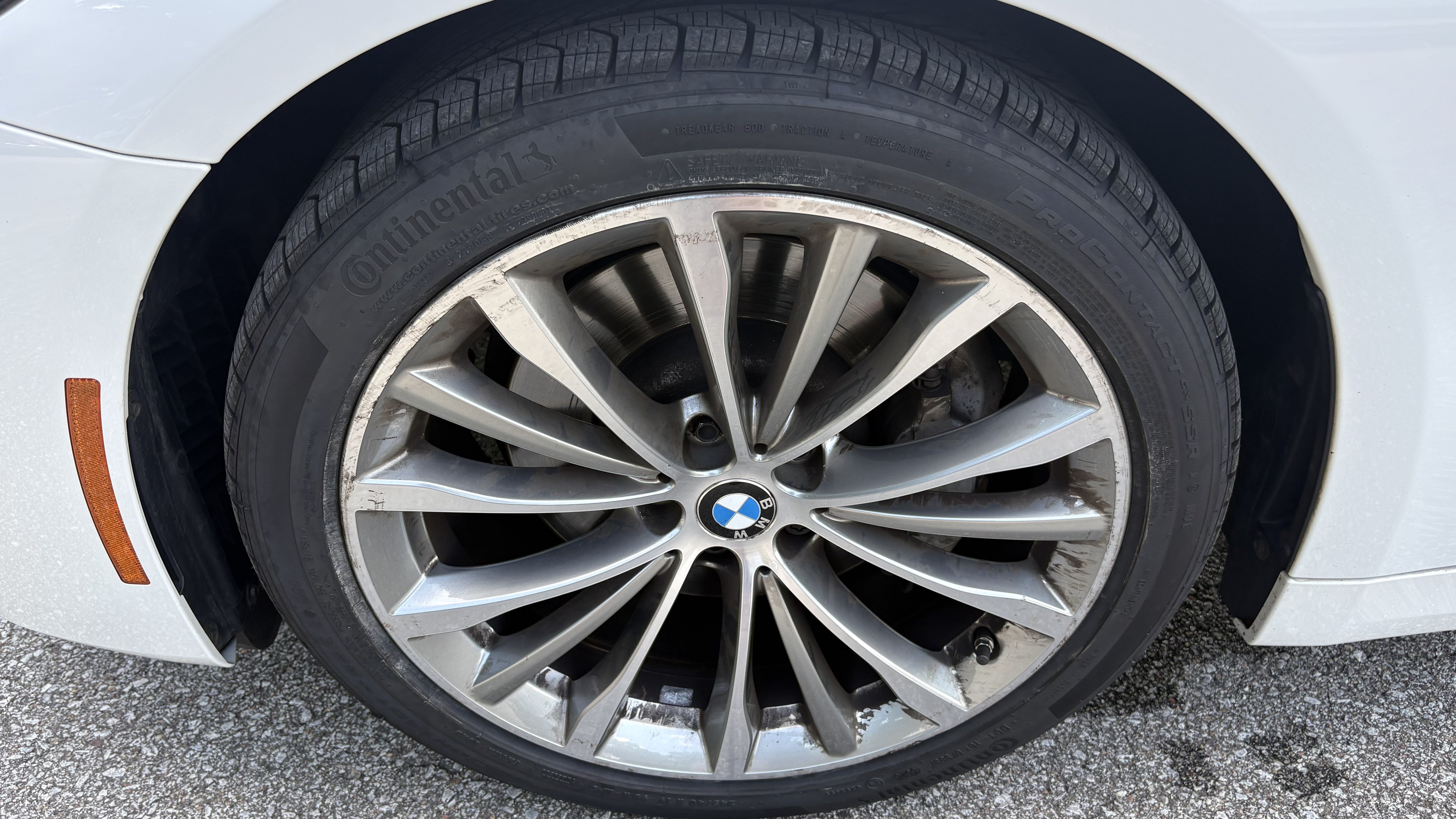 Certified 2023 BMW 530i xDrive w/ Premium Package AWD/4WD image 12