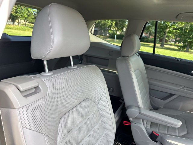 Used 2021 Volkswagen Atlas SEL Premium AWD/4WD image 24