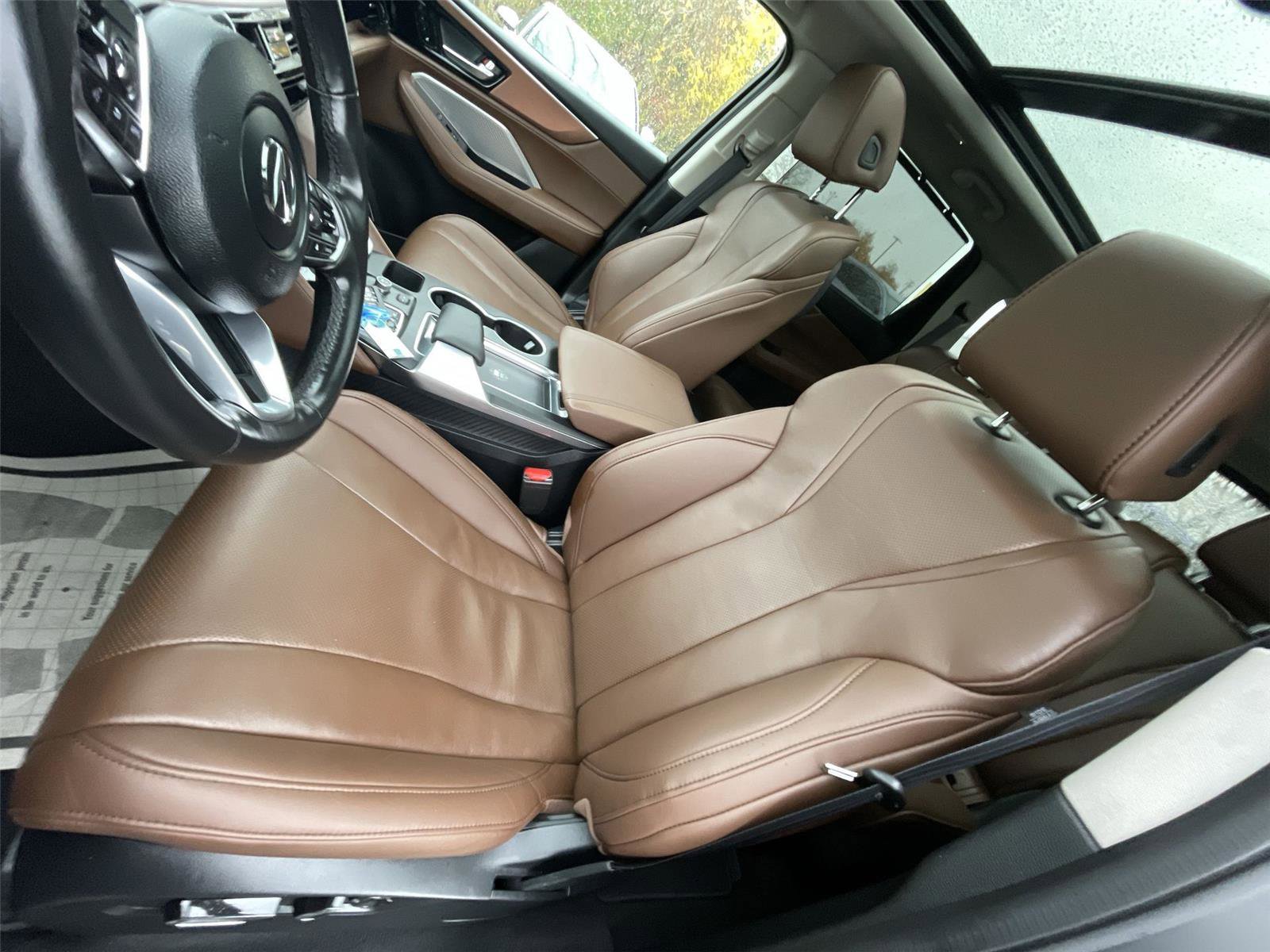 Used 2023 Acura MDX SH-AWD w/ Technology Package image 14