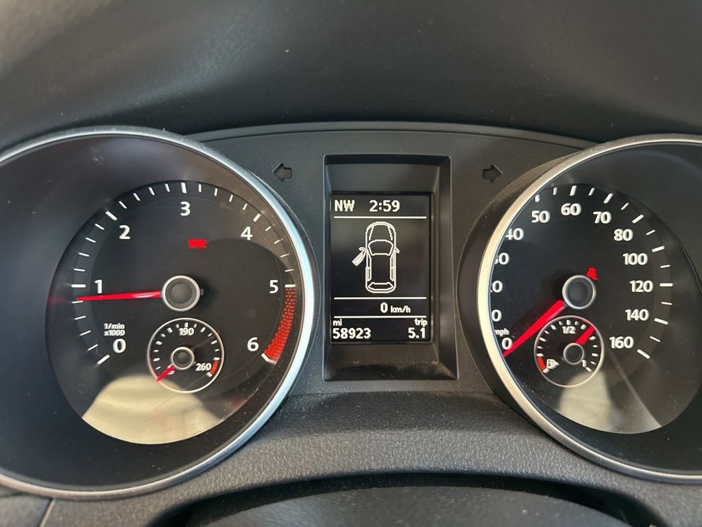 Used 2013 Volkswagen Golf TDI FWD image 10