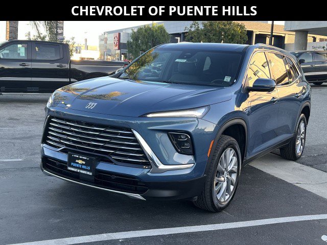 Used 2025 Buick Enclave Preferred image 1