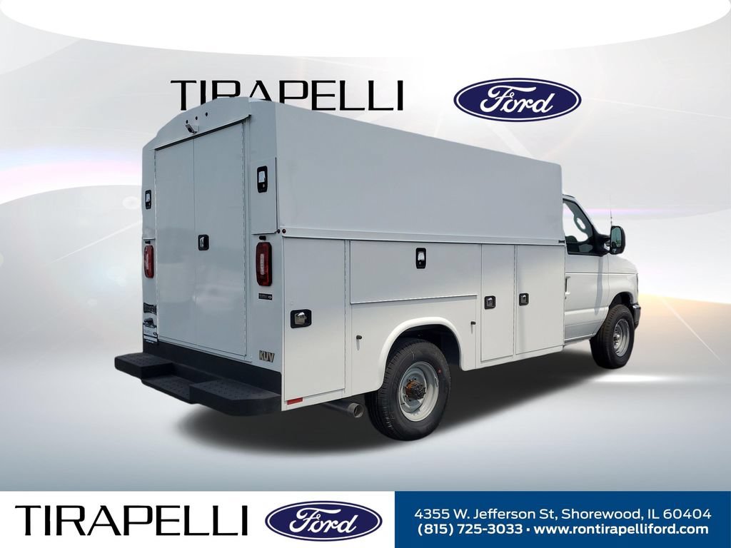 New 2027 Ford E-350 and Econoline 350 Super Duty w/ Power Equipment Group RWD image 6
