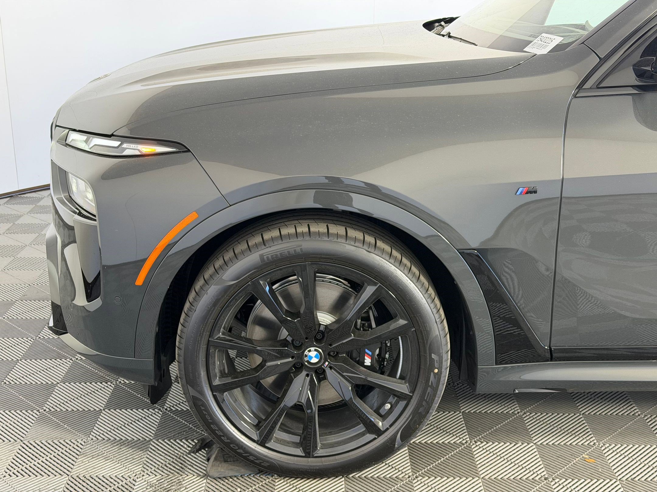 New 2026 BMW X7 M60i image 11