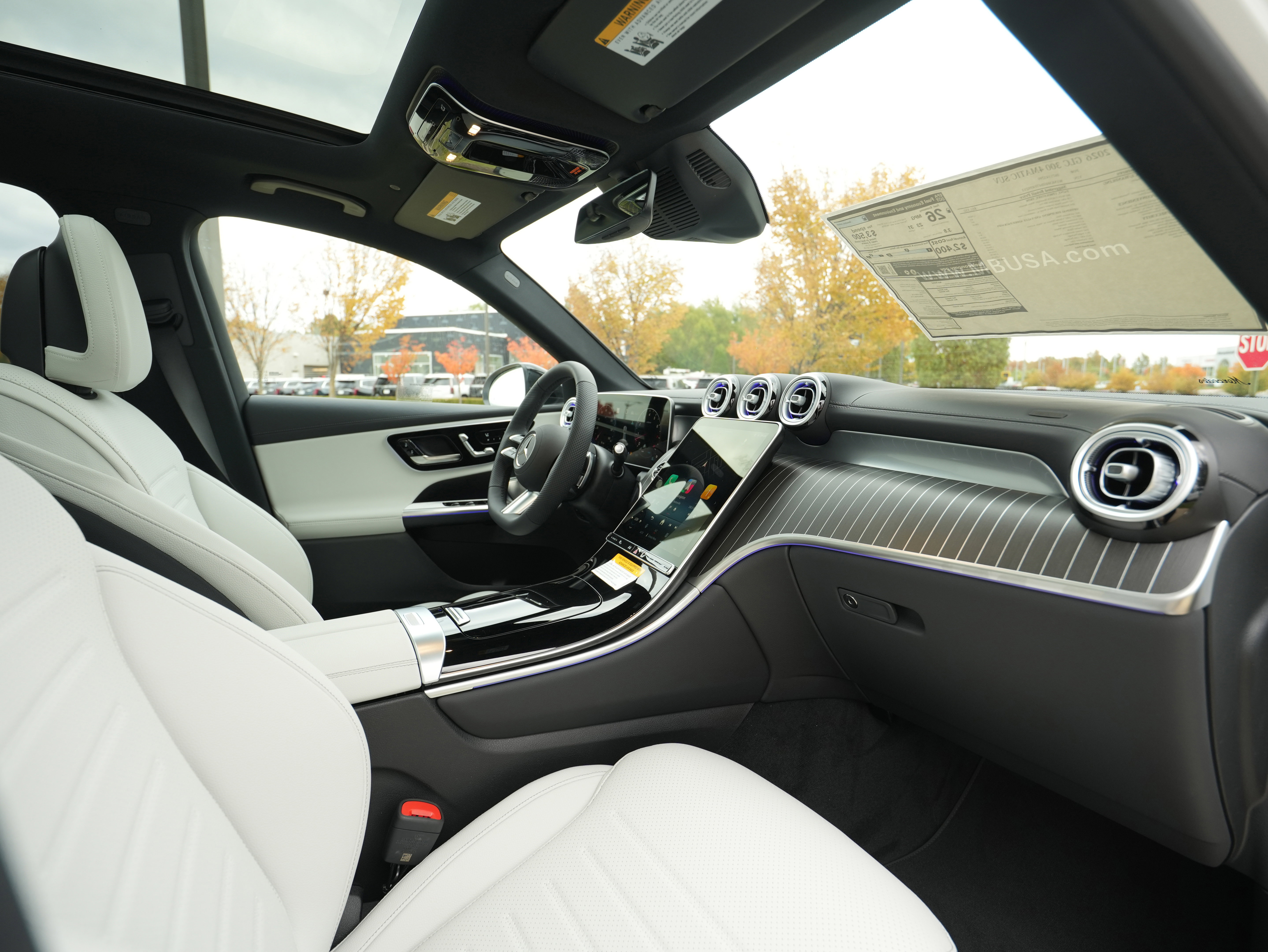 New 2026 Mercedes-Benz GLC 300 4MATIC image 36