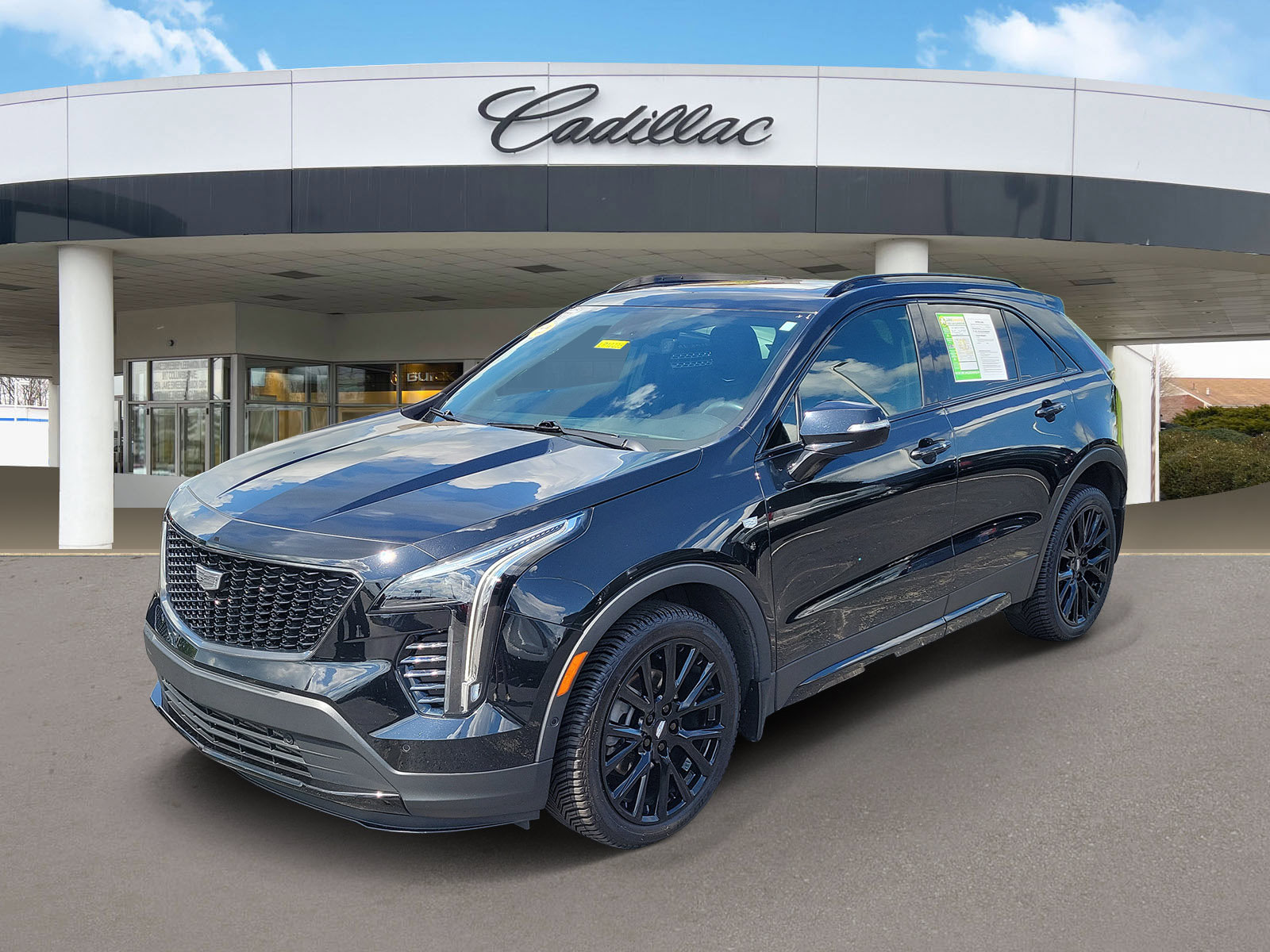 Used 2022 Cadillac XT4 Sport w/ LPO, ONYX Package AWD/4WD image 3