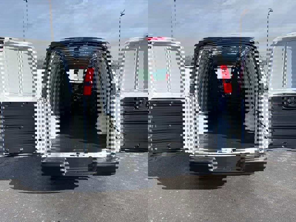 New 2025 Chevrolet Express 2500 w/ Driver Convenience Package image 28