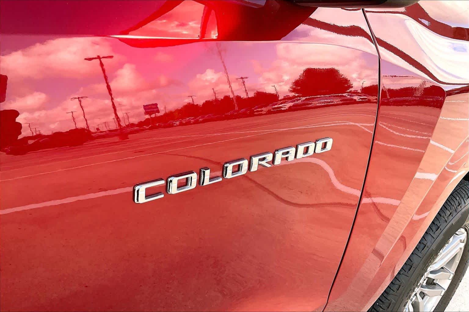 Used 2023 Chevrolet Colorado LT RWD image 9