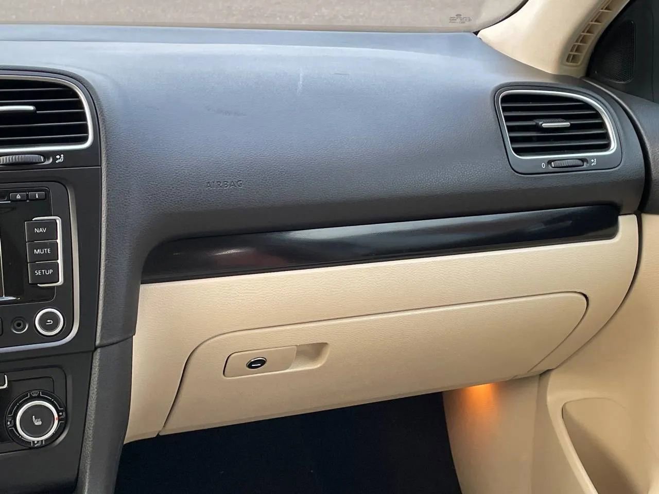 Used 2012 Volkswagen Jetta TDI image 30