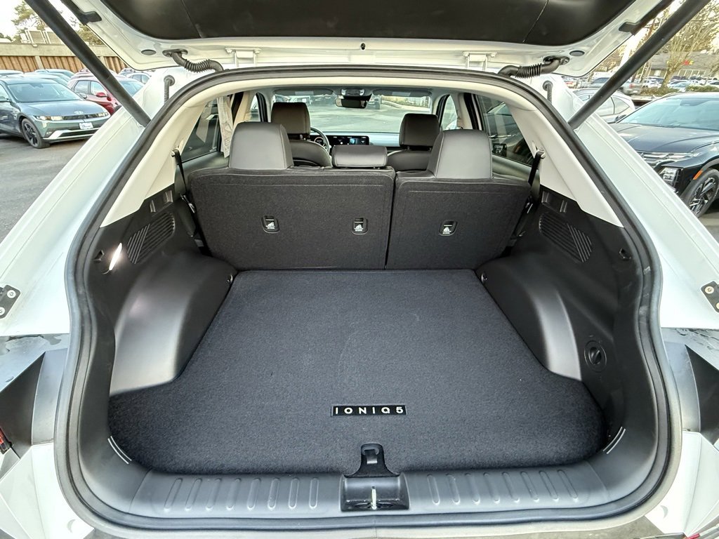 Certified 2025 Hyundai Ioniq 5 SEL image 11