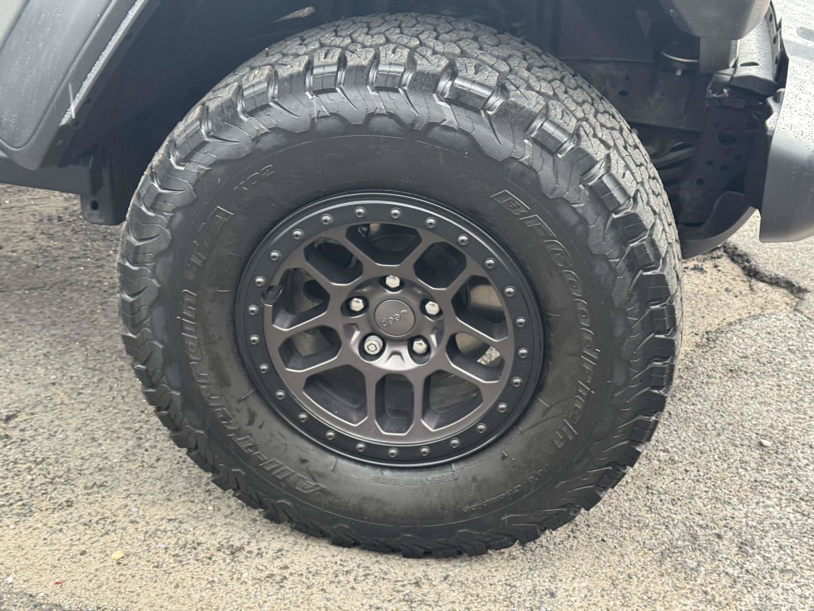 Used 2022 Jeep Wrangler Unlimited Sport AWD/4WD image 9