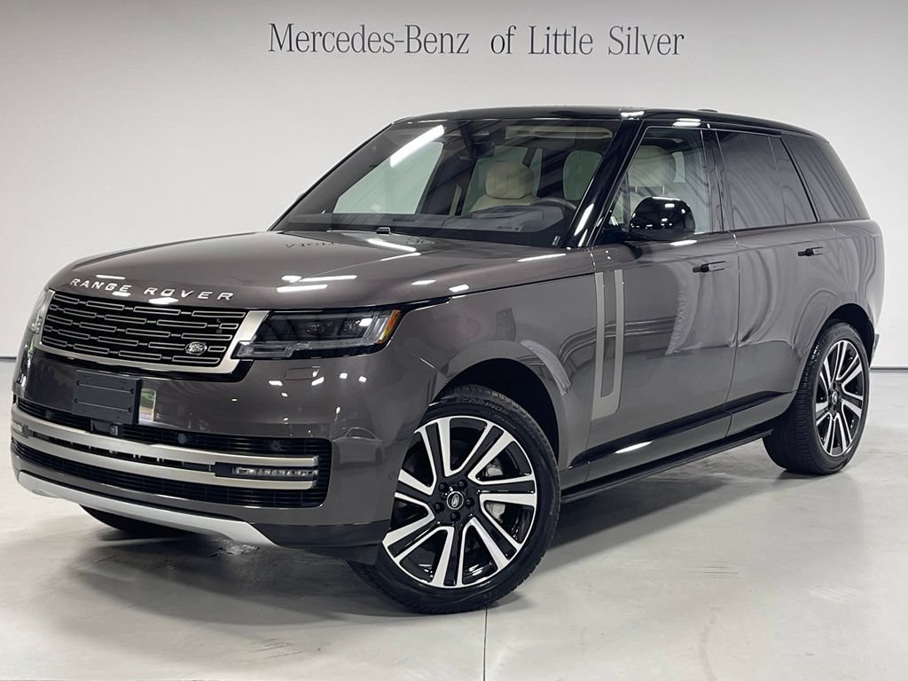 Used 2023 Land Rover Range Rover SE AWD/4WD image 1