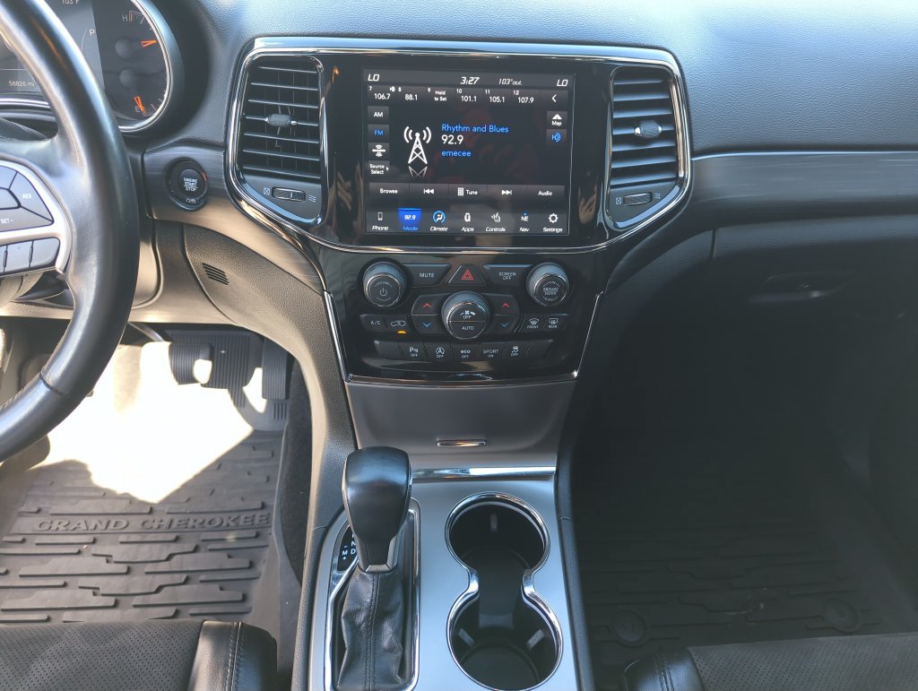Used 2021 Jeep Grand Cherokee Laredo X AWD/4WD image 23