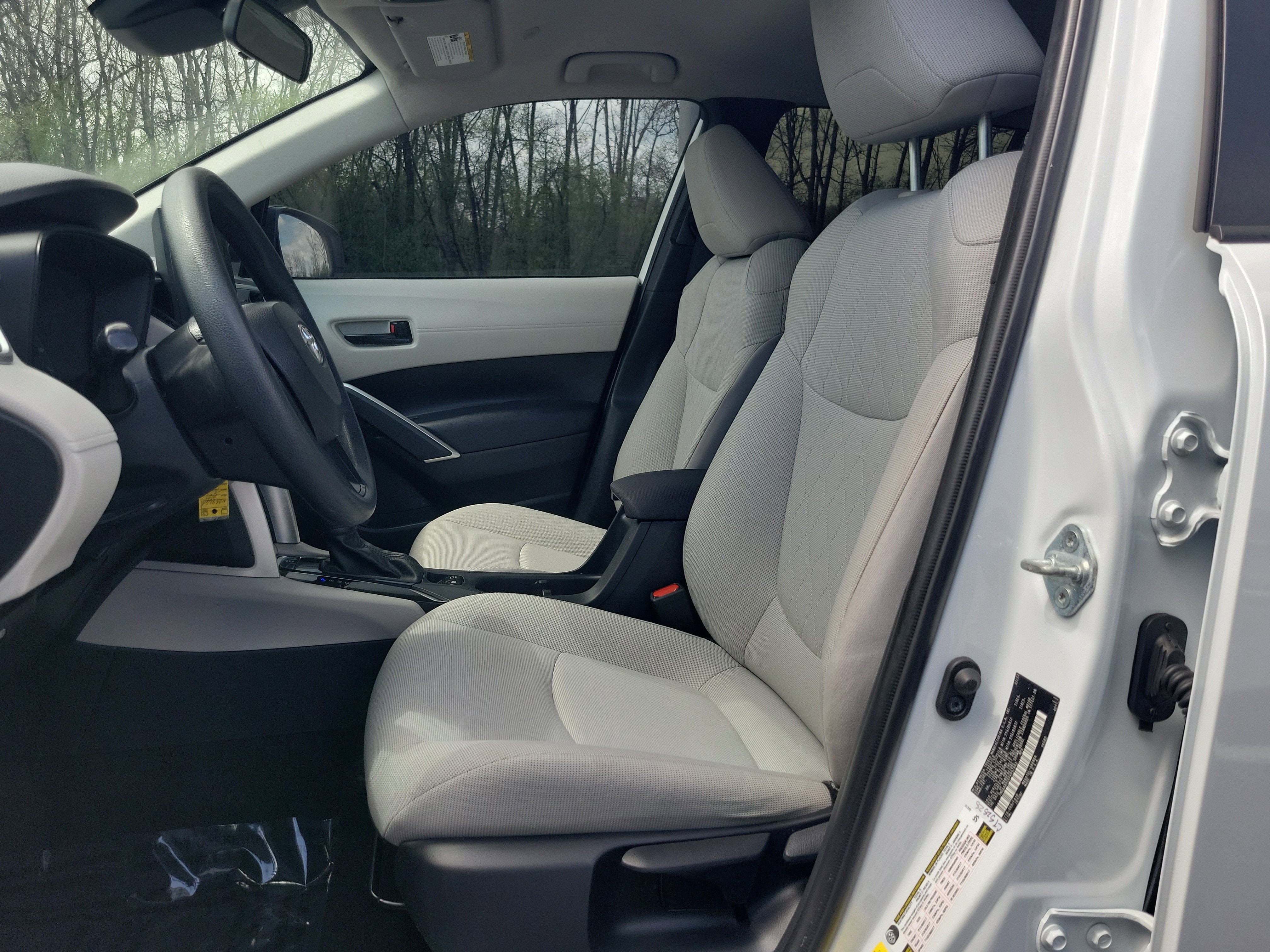 Certified 2023 Toyota Corolla Cross L AWD/4WD image 21