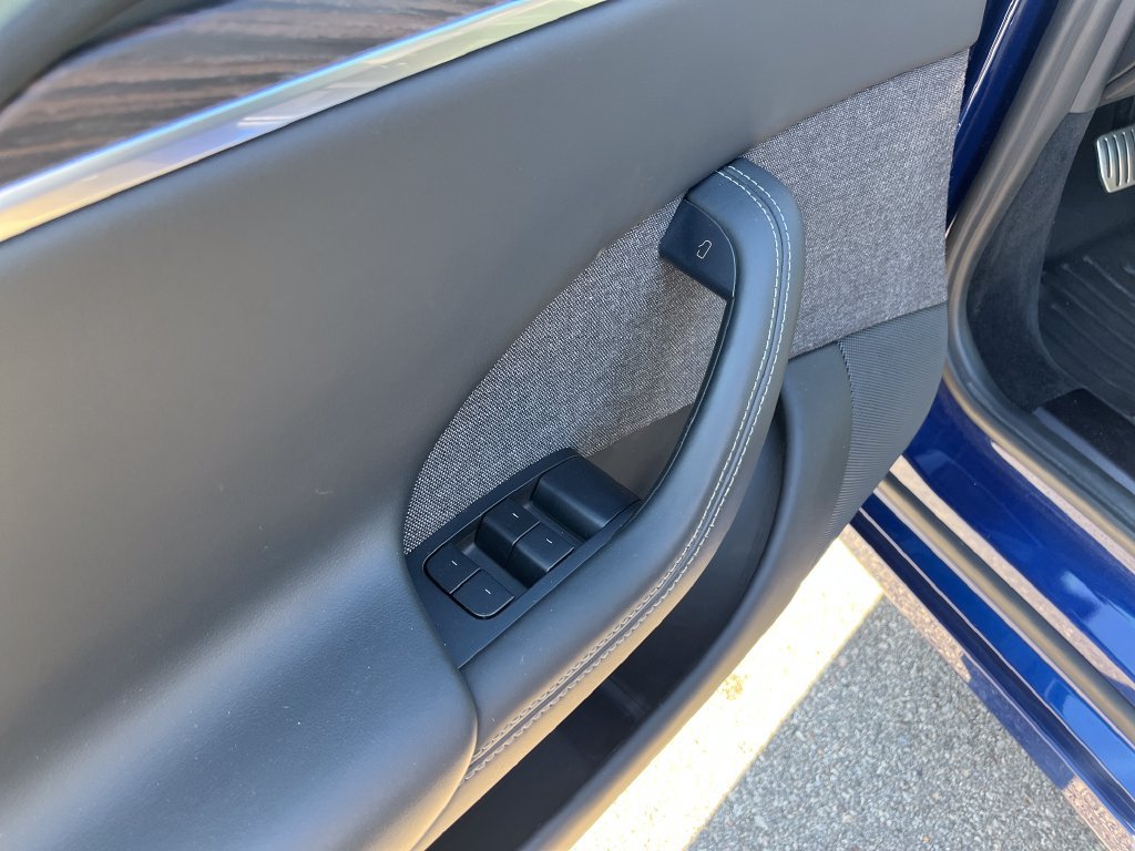 Used 2022 Tesla Model S AWD/4WD image 12