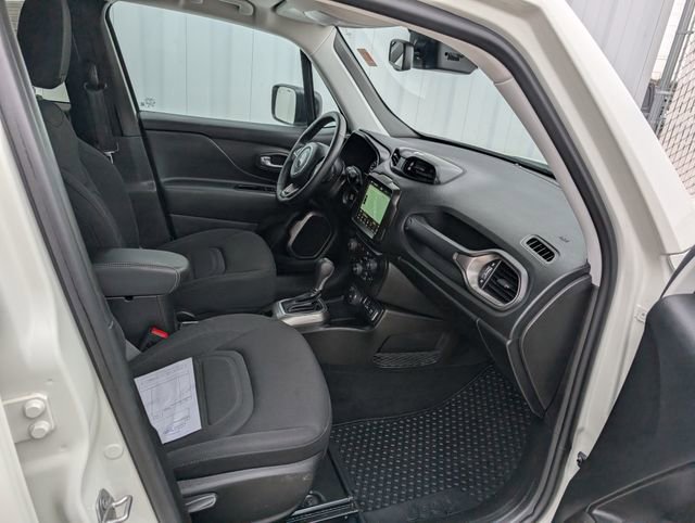 Used 2022 Jeep Renegade Latitude w/ Convenience Group image 32