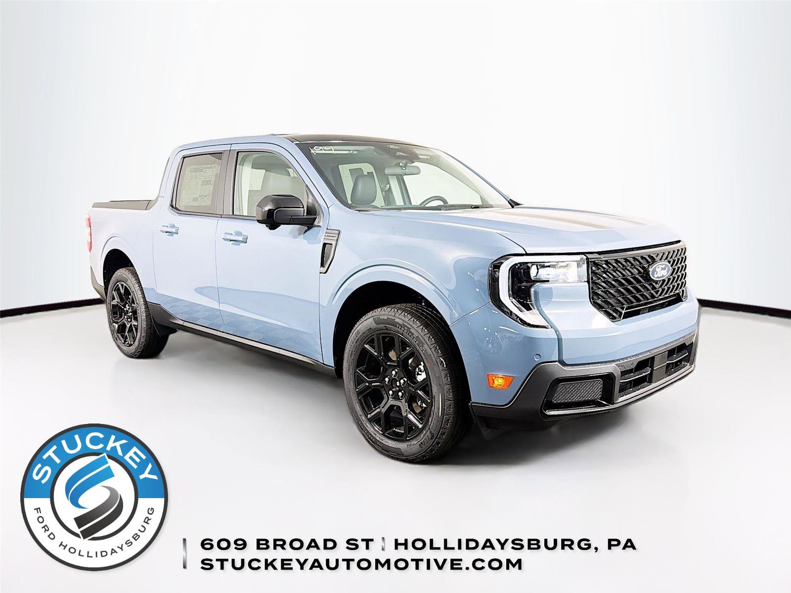 New 2026 Ford Maverick Lariat w/ Black Appearance Package image 1