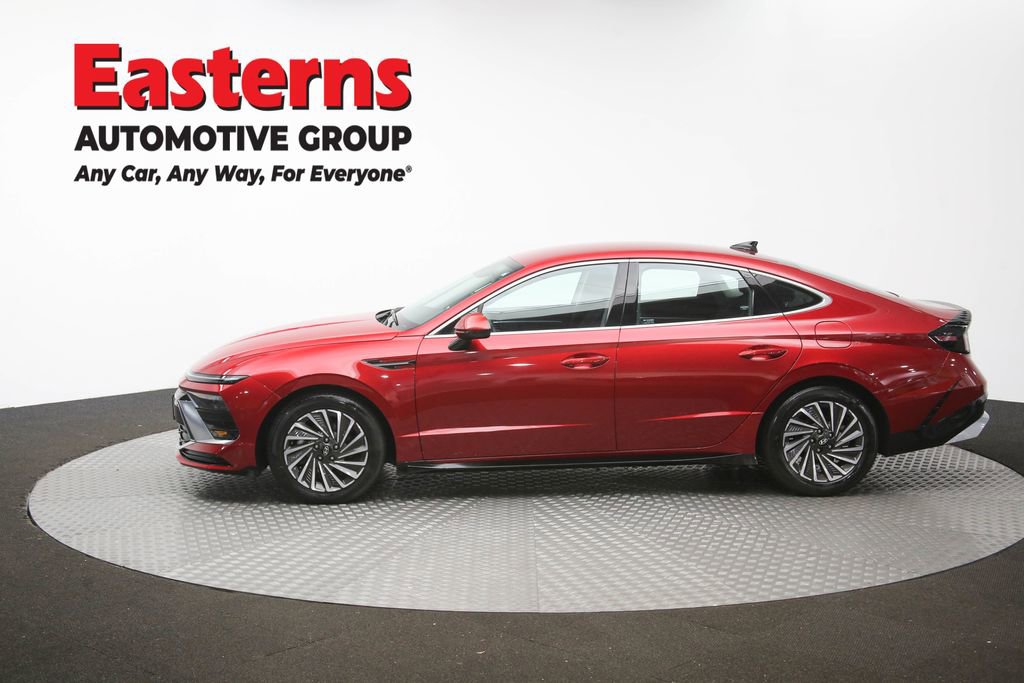Used 2025 Hyundai Sonata SEL FWD image 59