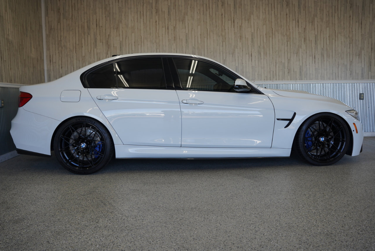 Used 2016 BMW M3 image 6