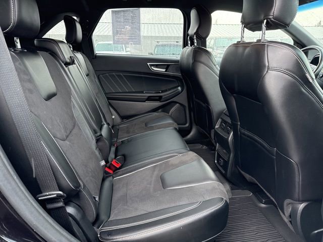 Used 2019 Ford Edge ST image 14