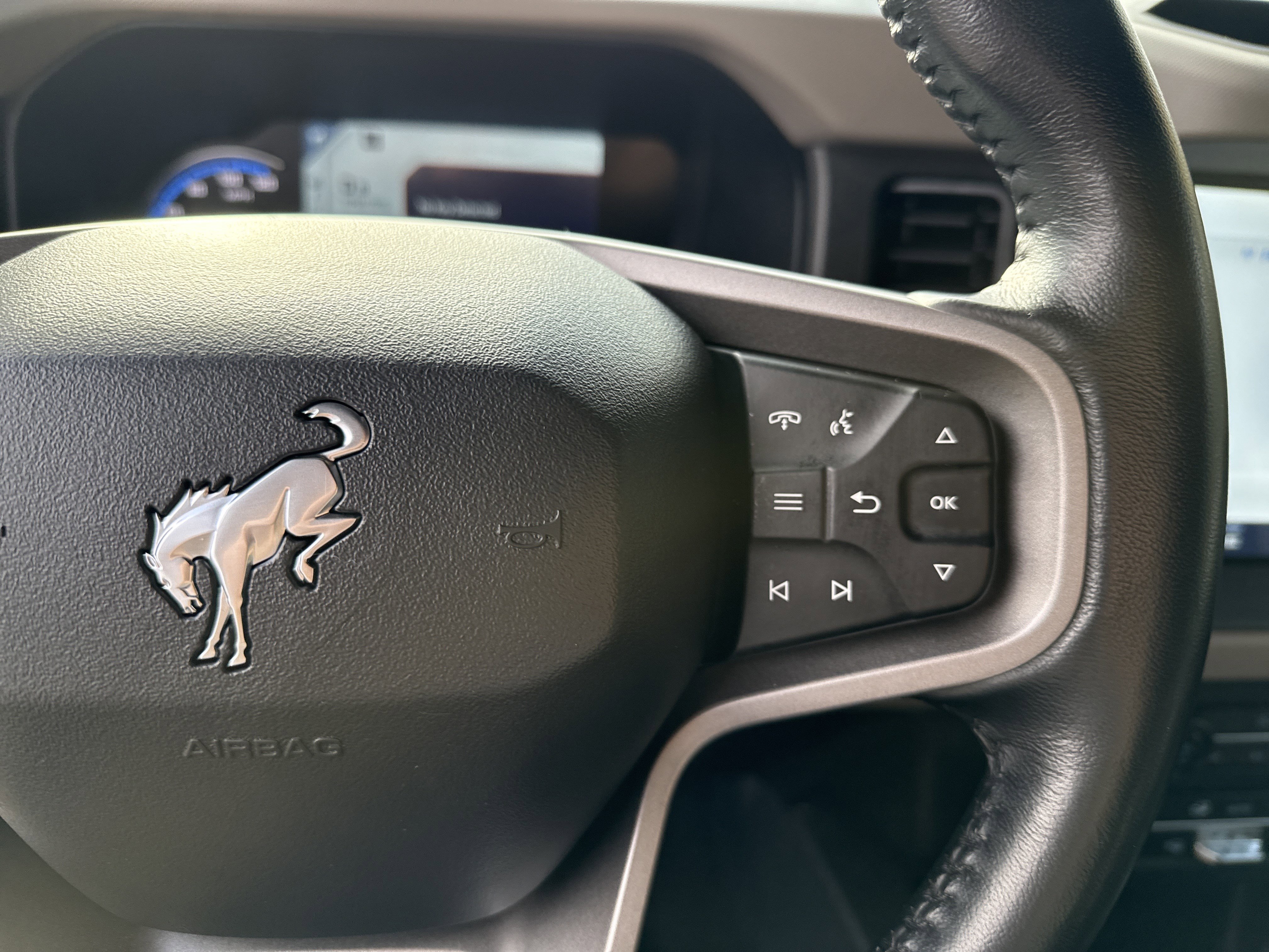 Used 2024 Ford Bronco Wildtrak image 27