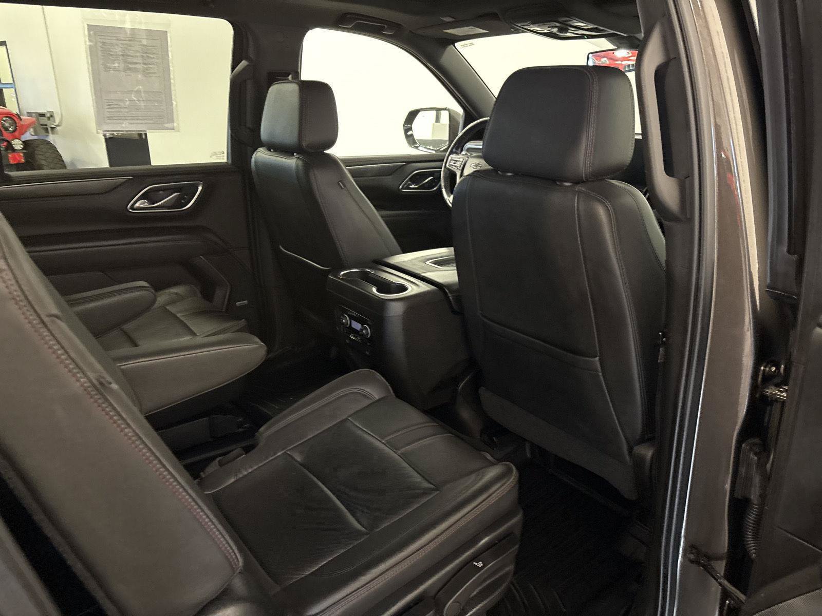 Used 2021 Chevrolet Suburban RST w/ Luxury Package AWD/4WD image 53