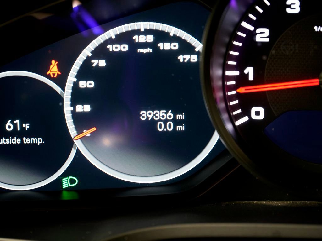 Certified 2023 Porsche Cayenne image 22