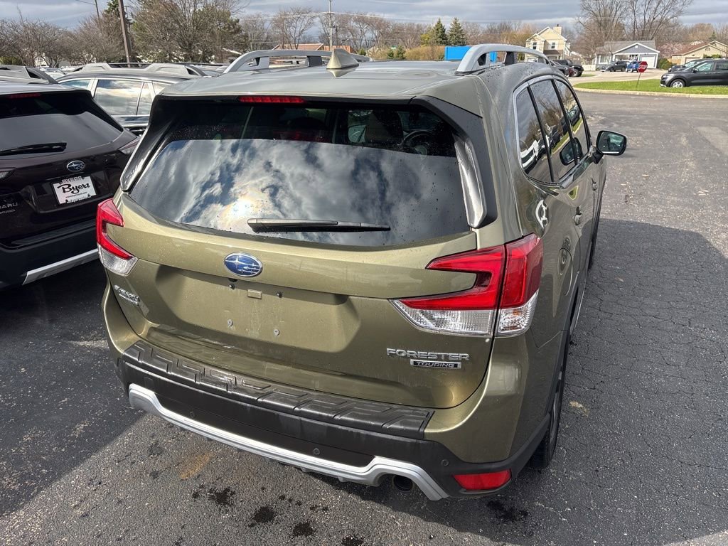 Certified 2023 Subaru Forester Touring AWD/4WD image 3