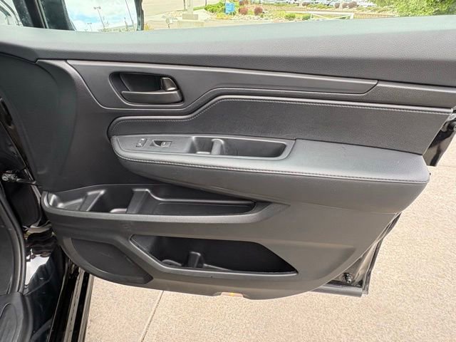 Used 2025 Honda Odyssey Sport-L image 29