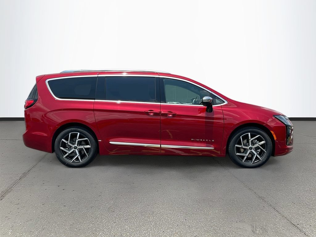 New 2027 Chrysler Pacifica Pinnacle w/ Theater Group FWD image 8
