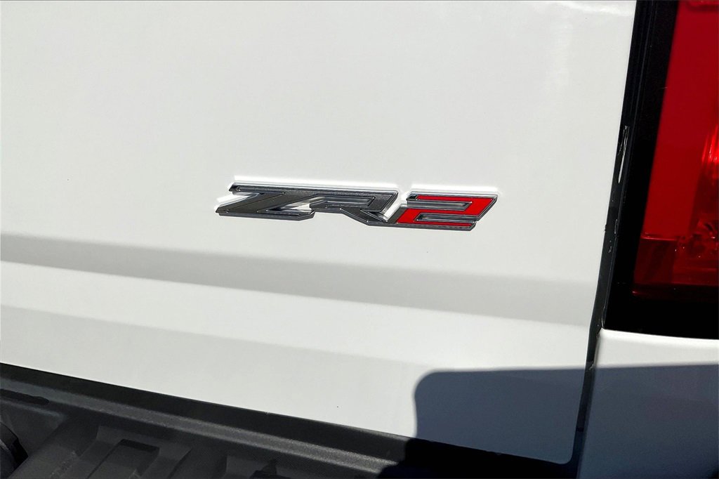 Used 2022 Chevrolet Colorado ZR2 image 8