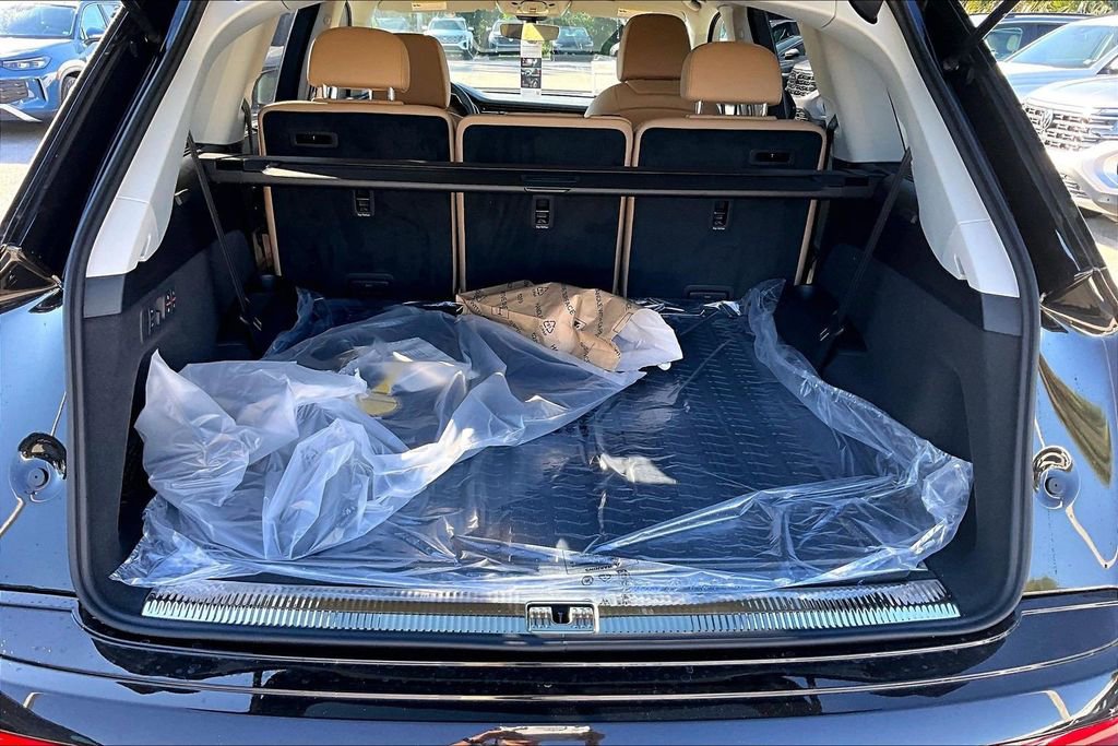 New 2026 Audi Q7 3.0T Premium Plus AWD/4WD image 15