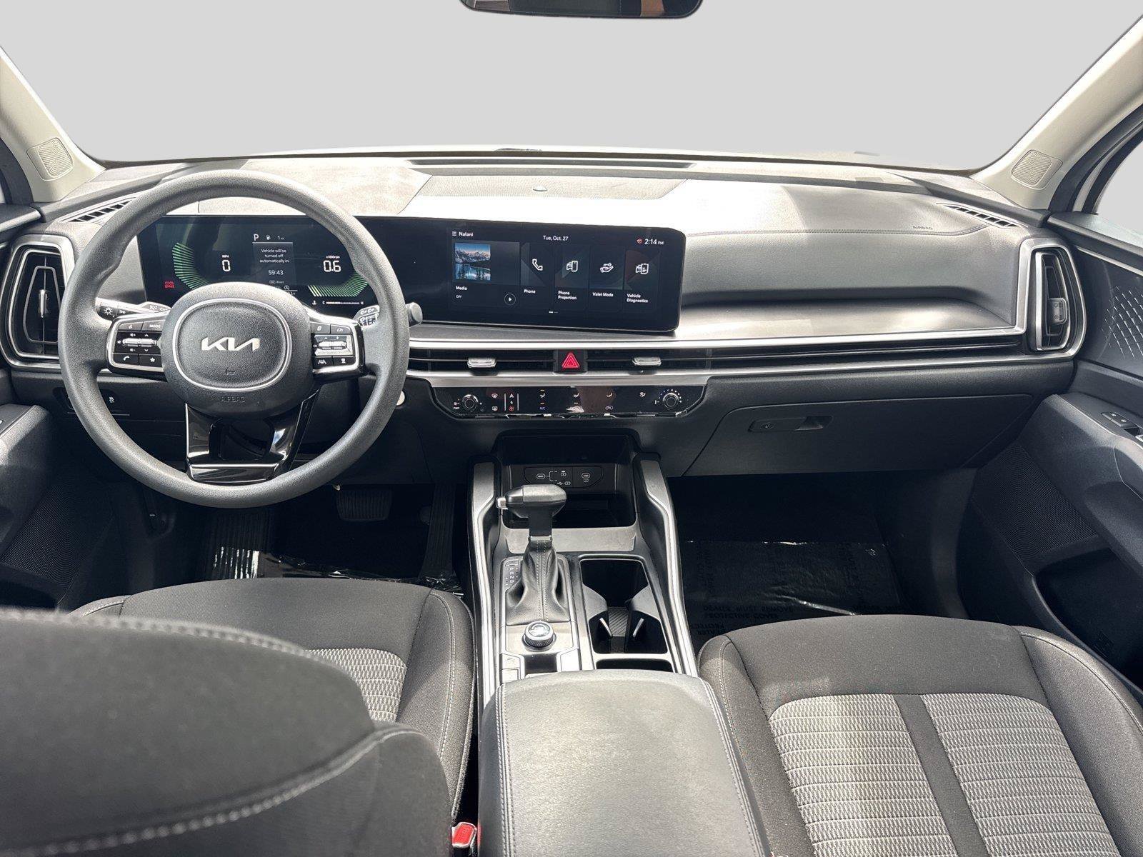 Used 2024 Kia Sorento LX FWD image 18