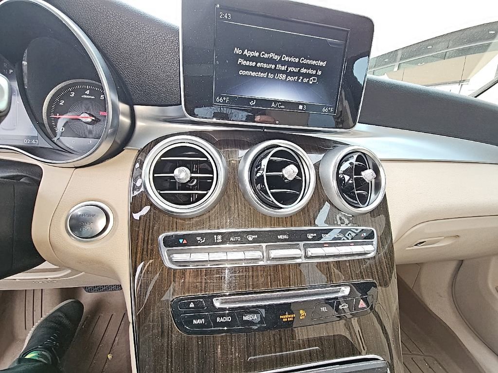 Used 2019 Mercedes-Benz GLC 300 GLC 300 image 17