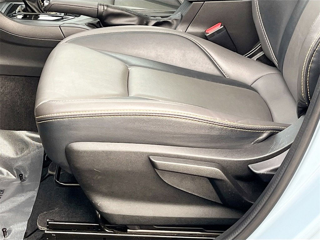 Used 2022 Subaru Crosstrek 2.5i Sport w/ Moonroof Package image 18