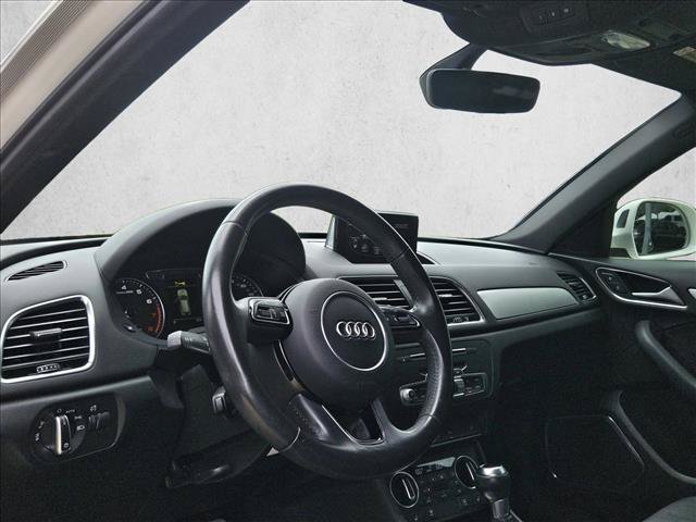 Used 2017 Audi Q3 2.0T Prestige FWD image 8