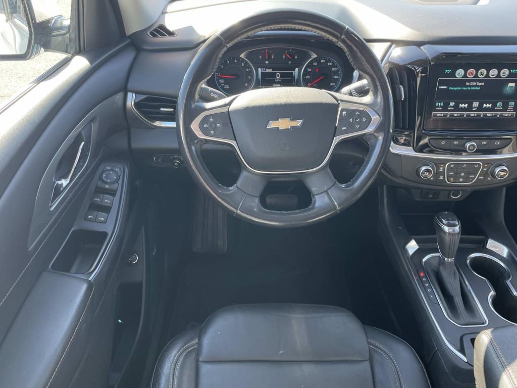 Used 2018 Chevrolet Traverse LT image 15