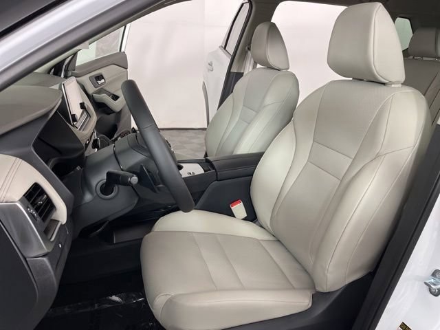 New 2026 Nissan Rogue Dark Armor FWD image 19