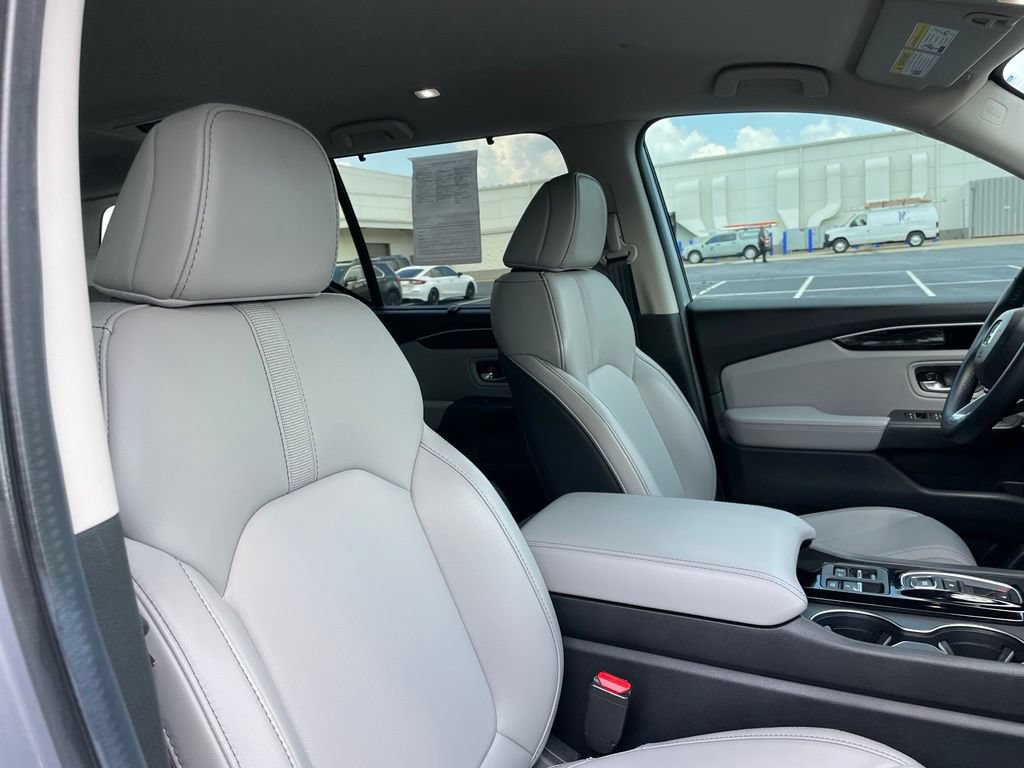 Certified 2025 Honda Pilot EX-L image 32