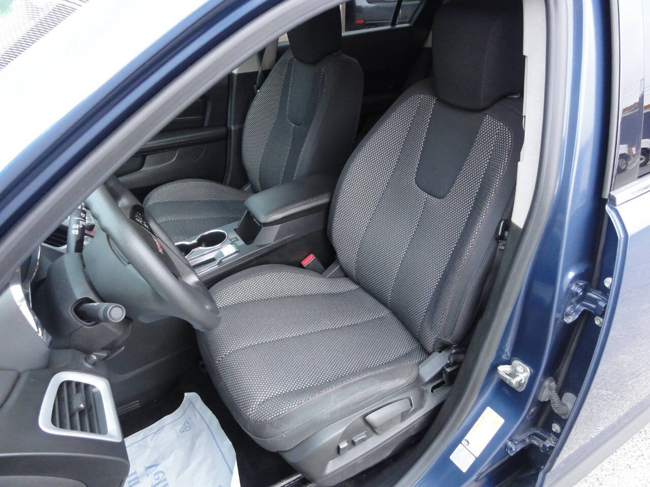 Used 2017 GMC Terrain SLE AWD/4WD image 24