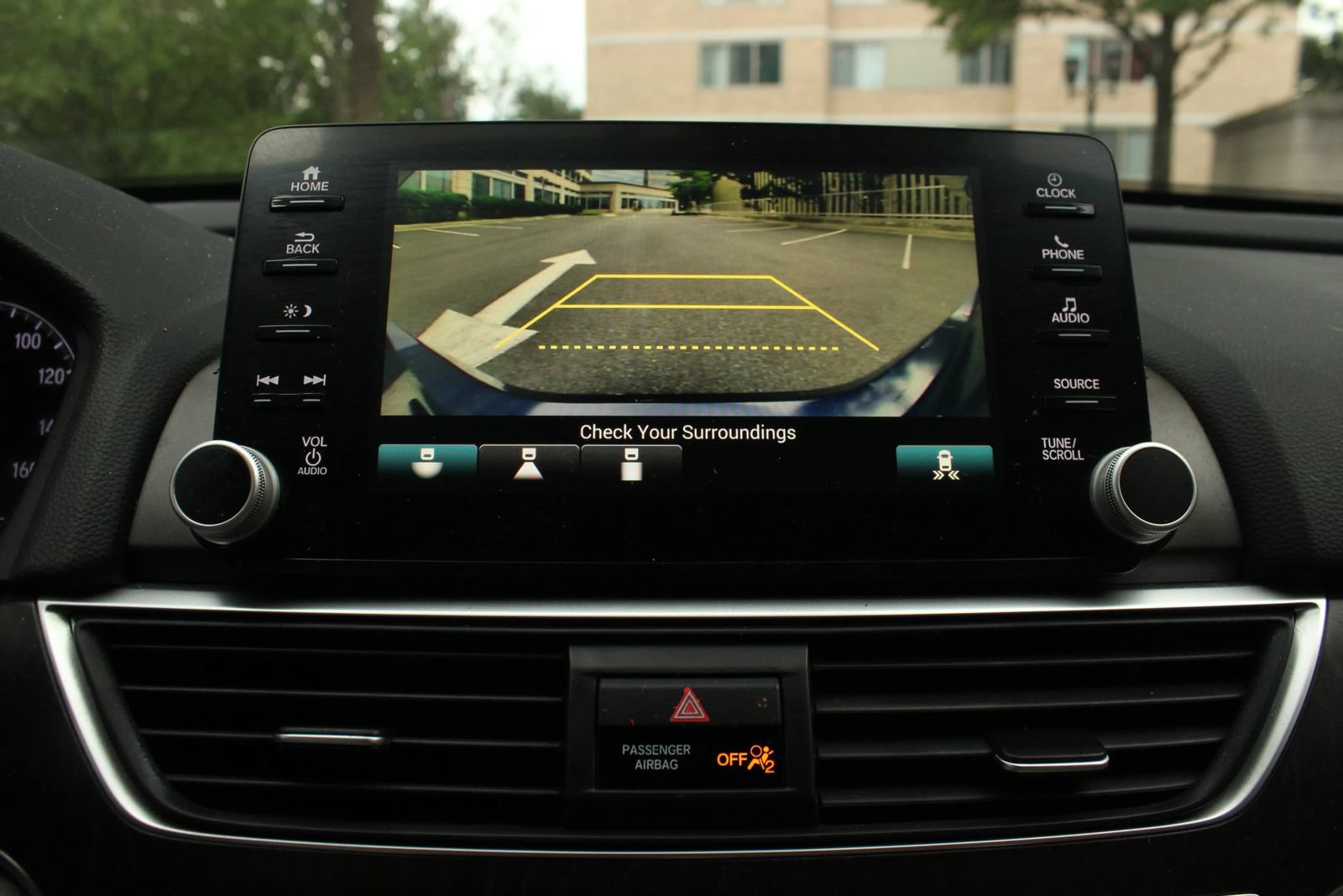 Used 2019 Honda Accord EX image 30