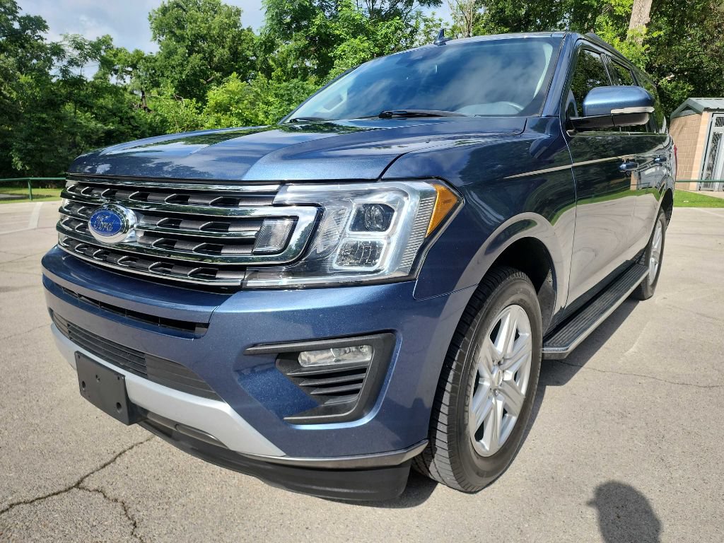 Used 2019 Ford Expedition XLT w/ Equipment Group 202A RWD image 3