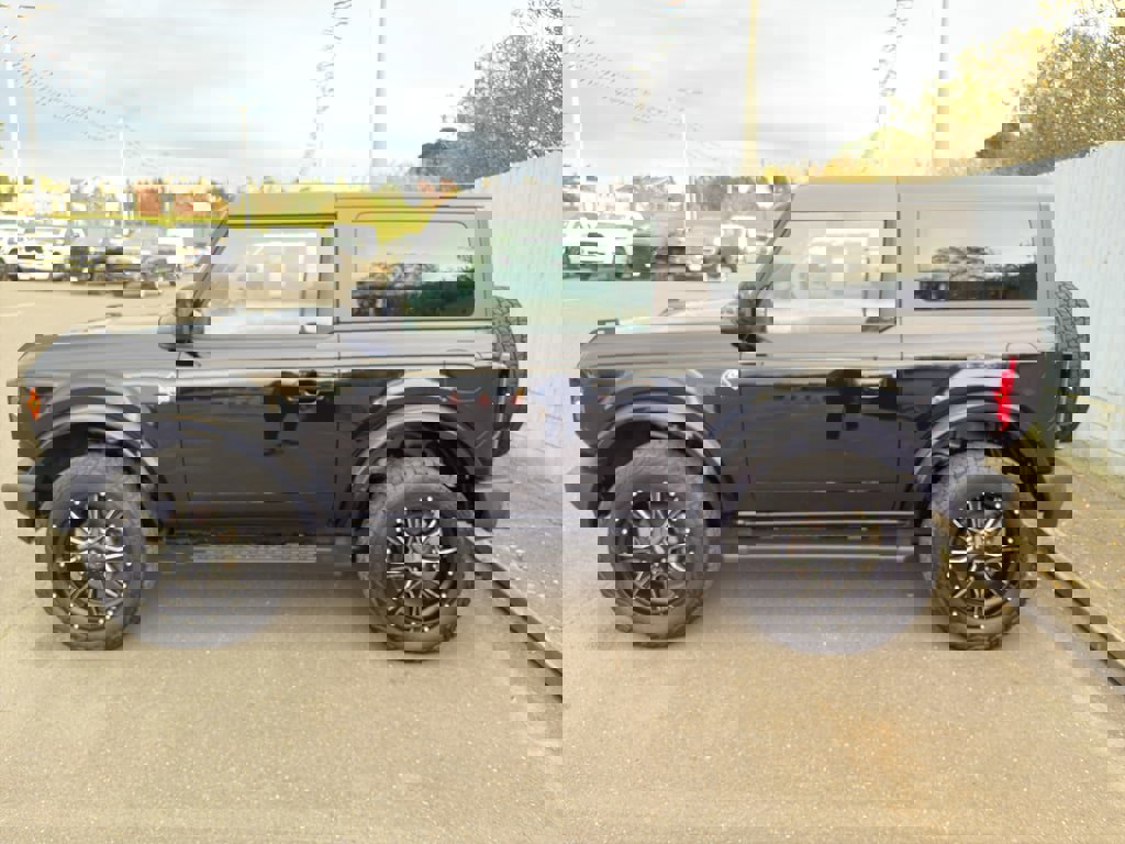 Used 2022 Ford Bronco Outer Banks image 4