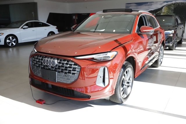 New 2025 Audi Q5 Premium Plus image 11