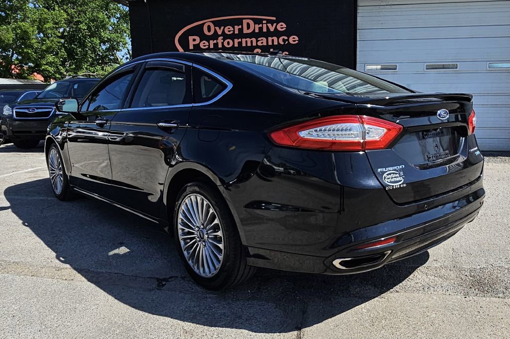Used 2016 Ford Fusion Titanium image 3