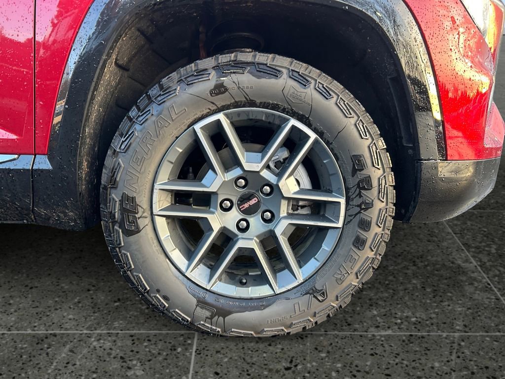 Used 2026 GMC Terrain AT4 w/ Technology Package II image 10