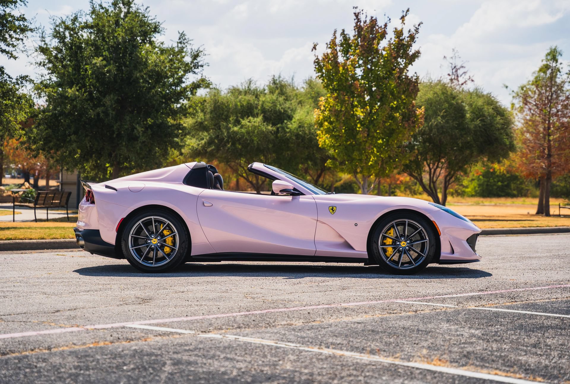Used 2021 Ferrari 812 GTS RWD image 26
