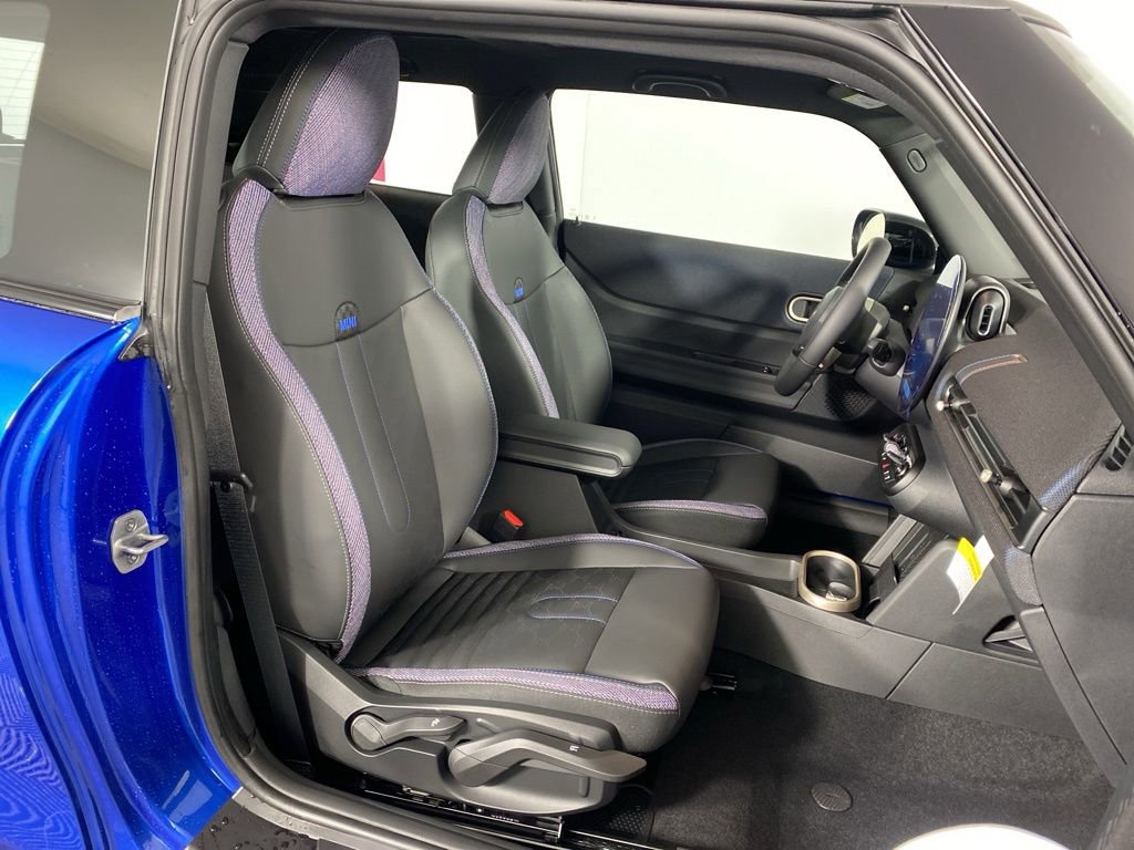 New 2026 MINI Cooper S image 2