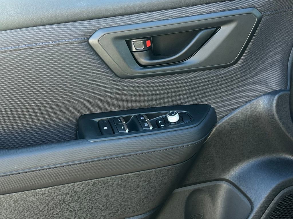 Used 2025 Subaru Forester Premium image 14